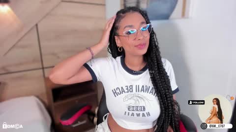 Snapshot of gemmacarter_ chatting on 02.08.25 online show from 02.08.25