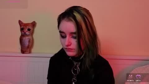 Snapshot of gemmafulwood chatting on 09.22.25 Ilona online show from 09.22.25