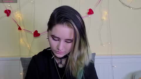 Snapshot of gemmafulwood chatting on 11.08.25 Ilona online show from 11.08.25