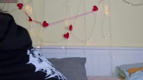 Snapshot of gemmafulwood chatting on 11.09.25 Ilona online show from 11.09.25