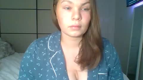 Snapshot of gemmarmalade chatting on 05.16.26 GEMMARMALADE online show from 05.16.26