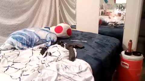 Snapshot of genderpalooza chatting on 01.02.25 Lenzy LaCanada online show from 01.02.25