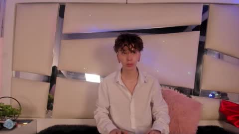 Genesis online show from 12.05.25