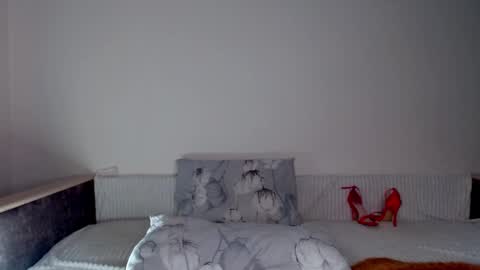 Chrisa online show from 02.25.25