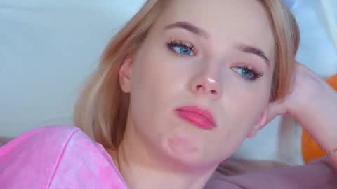 GentleRossi online show from 12.03.25