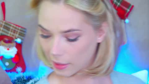 GentleRossi online show from 12.17.25