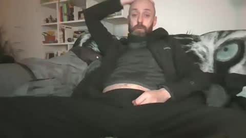 Snapshot of geon2xx chatting on 11.07.25 Geon online show from 11.07.25