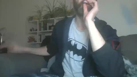 Snapshot of geon2xx chatting on 11.13.25 Geon online show from 11.13.25