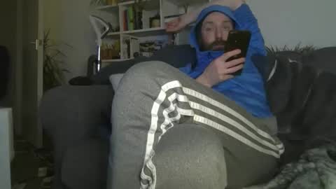 Snapshot of geon2xx chatting on 11.25.25 Geon online show from 11.25.25