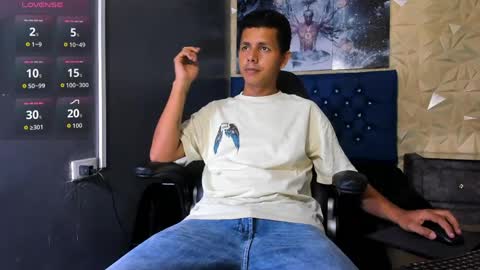 george_bigcock24cm online show from 04.08.26