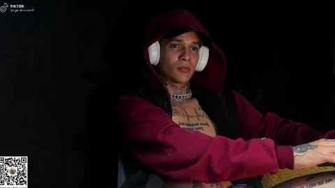 independent model online show from 02.09.25