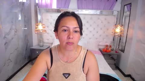 Georgina online show from 09.12.25