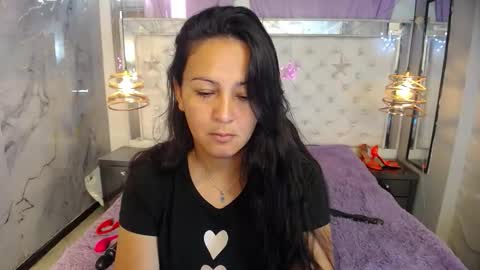 Georgina online show from 12.19.25