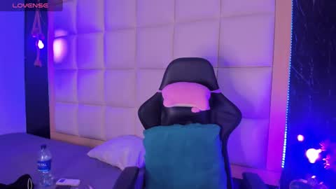 Georgina  online show from 03.11.25