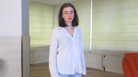 My name is Kelly online show from 09.11.25