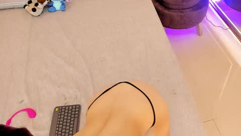    online show from 02.12.25