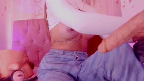 Snapshot of geraldinesuaan chatting on 02.17.25 geraldinesuaan online show from 02.17.25