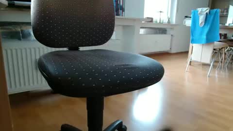 germanandy71 online show from 09.18.25