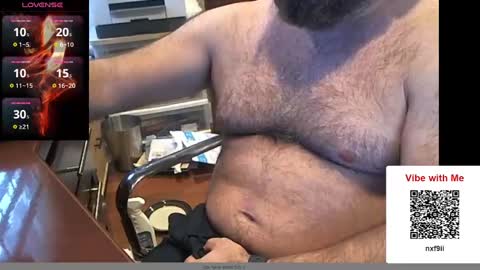 Snapshot of geronimo_431 chatting on 12.09.24 Daddy Jokes online show from 12.09.24