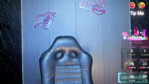 Snapshot of gewn2004 chatting on 04.13.26 gewn2004 online show from 04.13.26