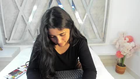 Snapshot of ghanimastrom chatting on 03.10.25 Danna Astrom online show from 03.10.25