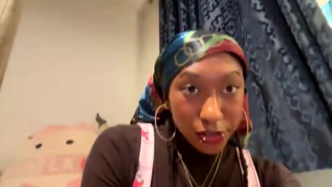 ghastgirlt_t online show from 10.17.25