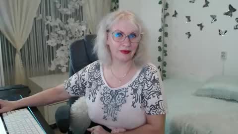 Ghertrudequeen online show from 04.04.26
