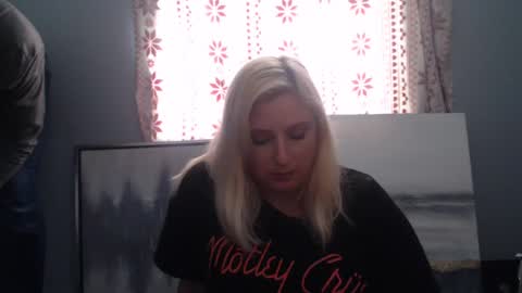 696969 online show from 10.02.25