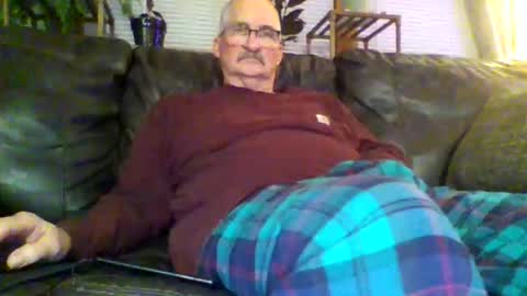 Snapshot of ghost2534 chatting on 12.01.25 ghost2534 online show from 12.01.25