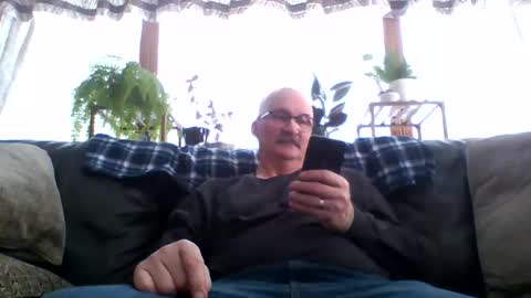 Snapshot of ghost2534 chatting on 12.20.25 ghost2534 online show from 12.20.25