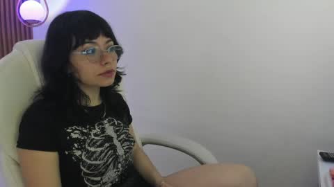 Milaa online show from 04.13.26