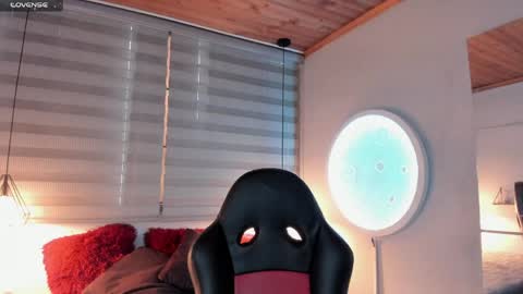 Snapshot of ghosty_doll chatting on 03.31.26 Allison online show from 03.31.26