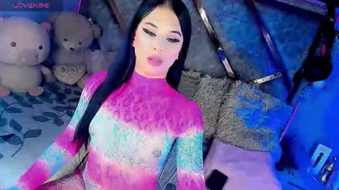 Snapshot of gia21xxx chatting on 11.02.25 Gia Ferrara online show from 11.02.25