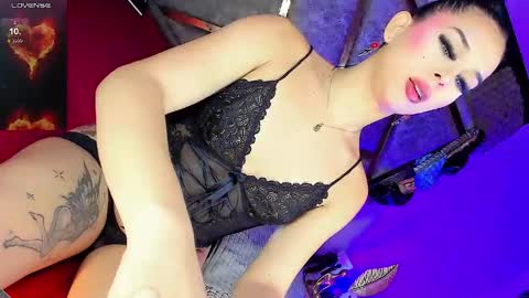 Gia Ferrara online show from 06.05.26