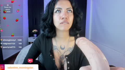 Snapshot of gia_foxy chatting on 12.29.24 Gia online show from 12.29.24