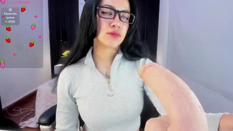 Snapshot of gia_foxy chatting on 01.29.25 Gia online show from 01.29.25