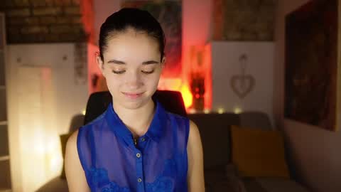 Gia Paige18 online show from 02.01.25