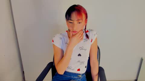 GIA WHITE Independet  online show from 10.25.25