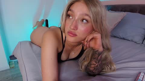 Gia online show from 01.22.25