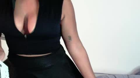 Gianella  online show from 03.06.25