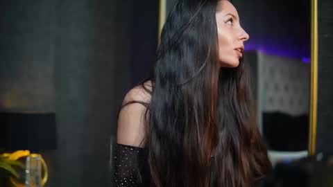  Gia  online show from 11.01.25