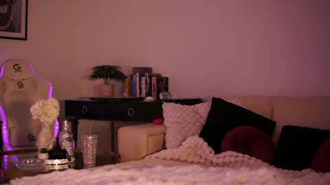 Snapshot of giainked chatting on 02.22.26 giainked online show from 02.22.26