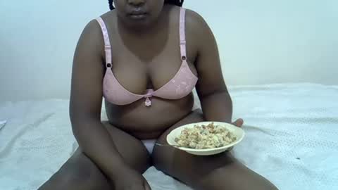 Giannah online show from 02.23.25