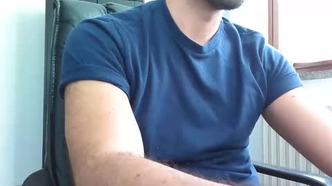 Snapshot of gianniamalfi chatting on 10.26.25 gianniamalfi online show from 10.26.25