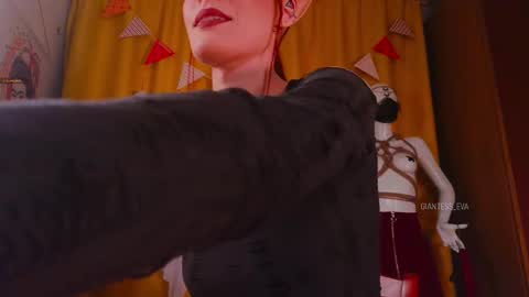 Eva online show from 10.28.25