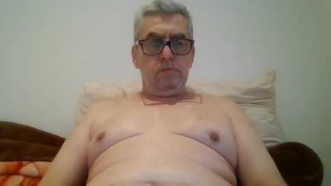 gigi1970 online show from 12.15.24