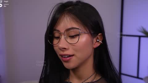 Snapshot of gigi_ulala chatting on 11.09.25 80 off in my OF gigipriv online show from 11.09.25