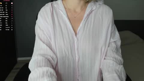 gigihadd online show from 09.21.25