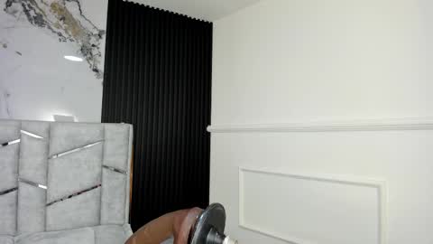 Gigi Doll online show from 10.10.25