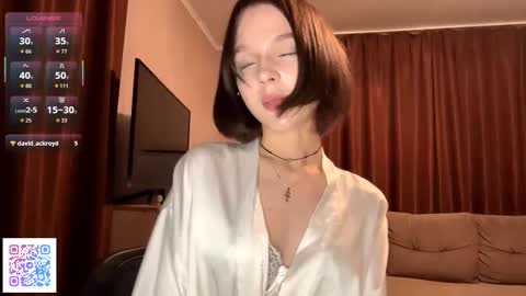 Molly online show from 10.17.25